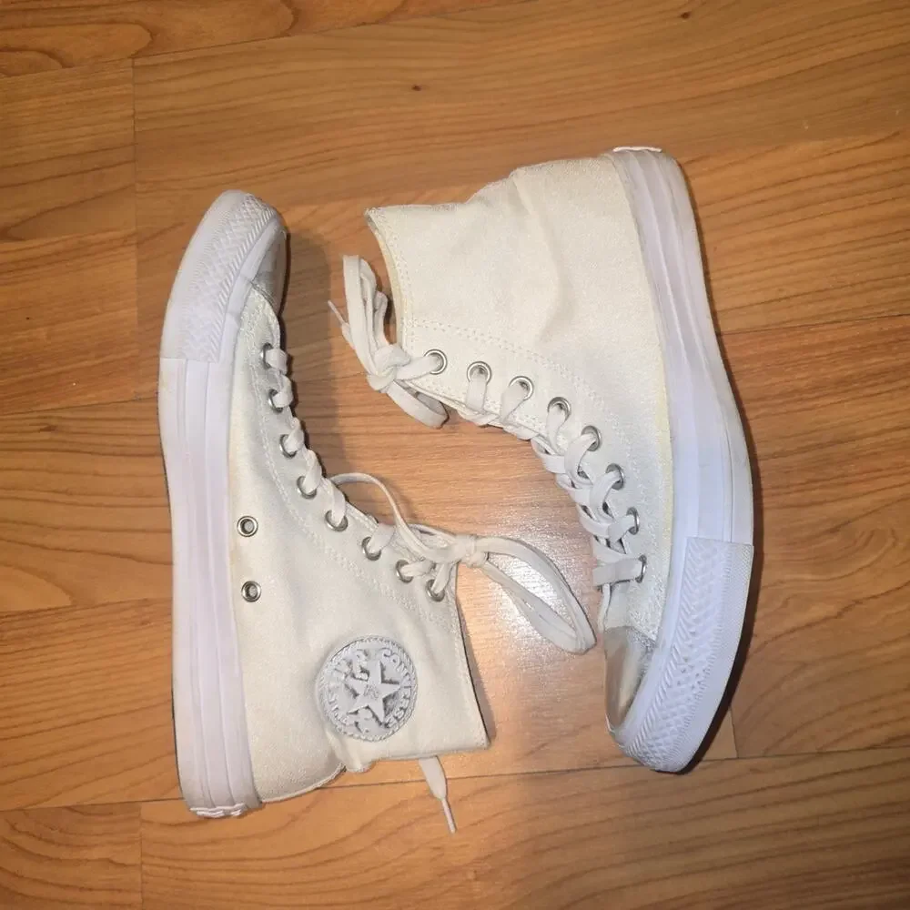 Converse High-Top Sneakers in White - Picture 6 of 14